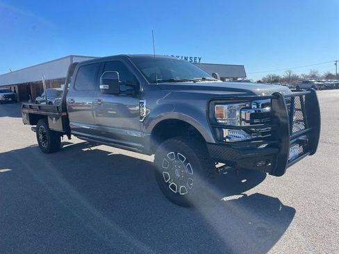 Used 2022 Ford F250 Lariat w/ Lariat Value Package image 2