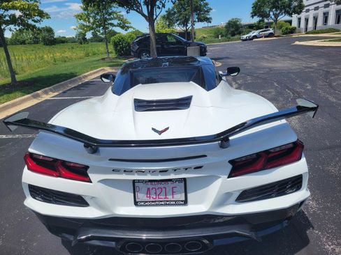 Used 2024 Chevrolet Corvette Z06 w/ Z07 Performance Package RWD image 23