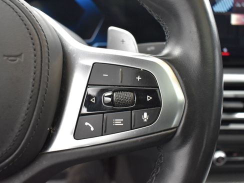 Used 2023 BMW 330i xDrive 330i xDrive w/ M Sport Package image 11