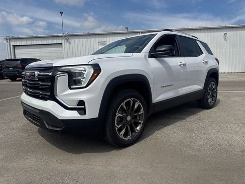 New 2026 GMC Terrain Elevation w/ Elevation Premium Package image 2