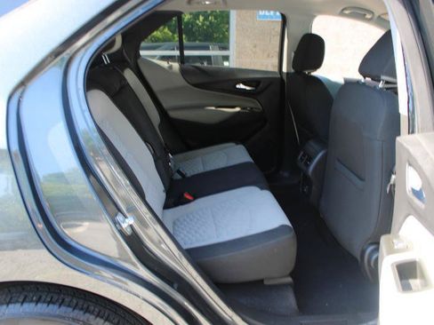 Used 2021 Chevrolet Equinox LT FWD image 12