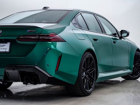 Used 2025 BMW M5 w/ Carbon Package image 11