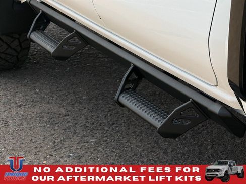 Used 2025 Toyota Tacoma TRD Pro AWD/4WD image 7