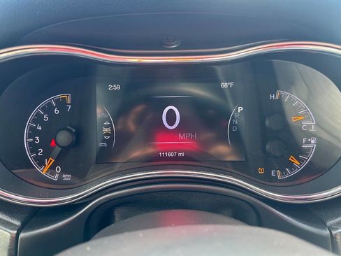 Used 2018 Jeep Grand Cherokee Laredo image 18