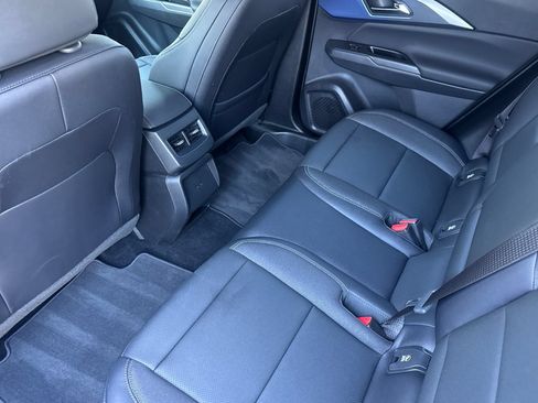 Used 2026 Chevrolet Equinox EV LT FWD image 15