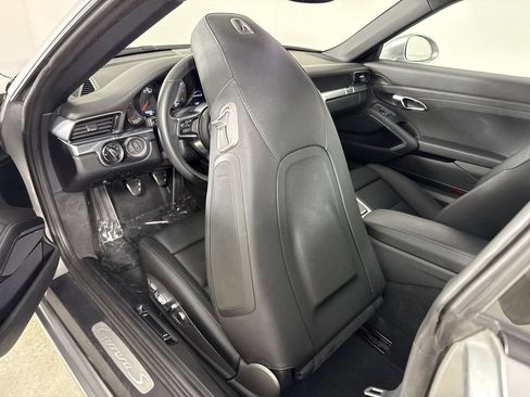 Certified 2017 Porsche 911 Carrera S RWD image 26