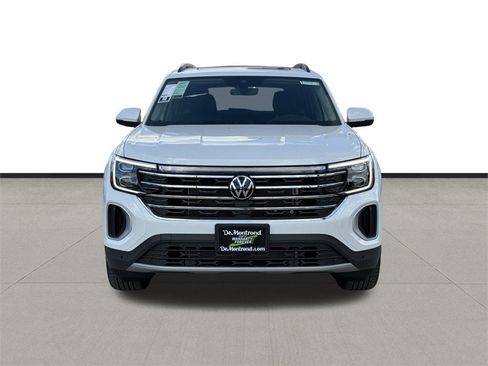 New 2026 Volkswagen Atlas SE image 2