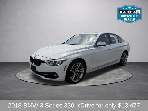 Used 2018 BMW 330i xDrive Sedan AWD/4WD image 8