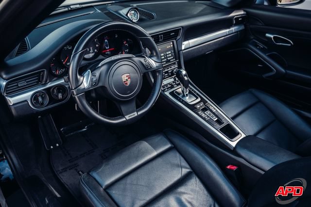 Used 2012 Porsche 911 Carrera RWD image 2