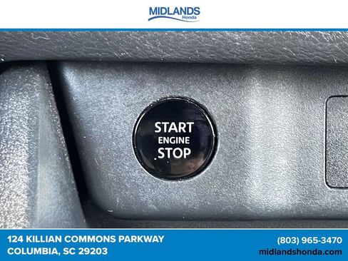 Used 2024 Nissan Rogue S FWD image 28