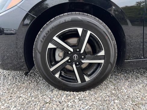 Used 2025 Nissan Sentra SV FWD image 28