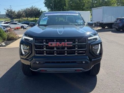 Used 2026 GMC Canyon AT4 w/ Technology Plus Package AWD/4WD image 3