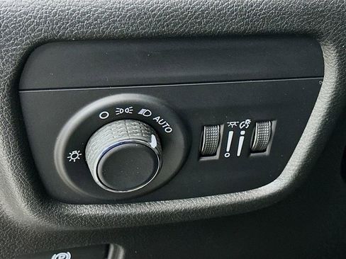 New 2026 Jeep Grand Cherokee Altitude image 15