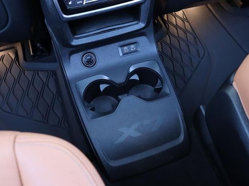 Used 2021 BMW X7 xDrive40i w/ M Sport Package image 70