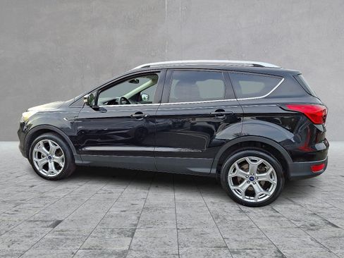 Used 2019 Ford Escape Titanium image 6