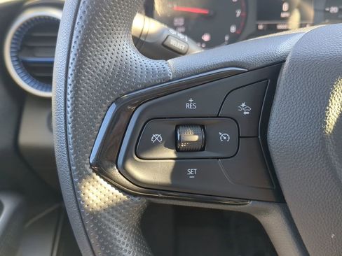 Used 2024 Chevrolet Trax LS w/ LS Convenience Package image 21