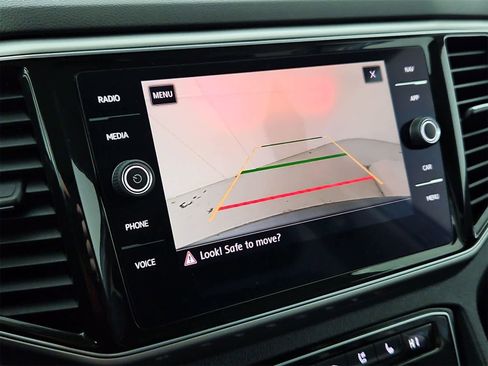 Used 2019 Volkswagen Atlas SEL Premium image 31