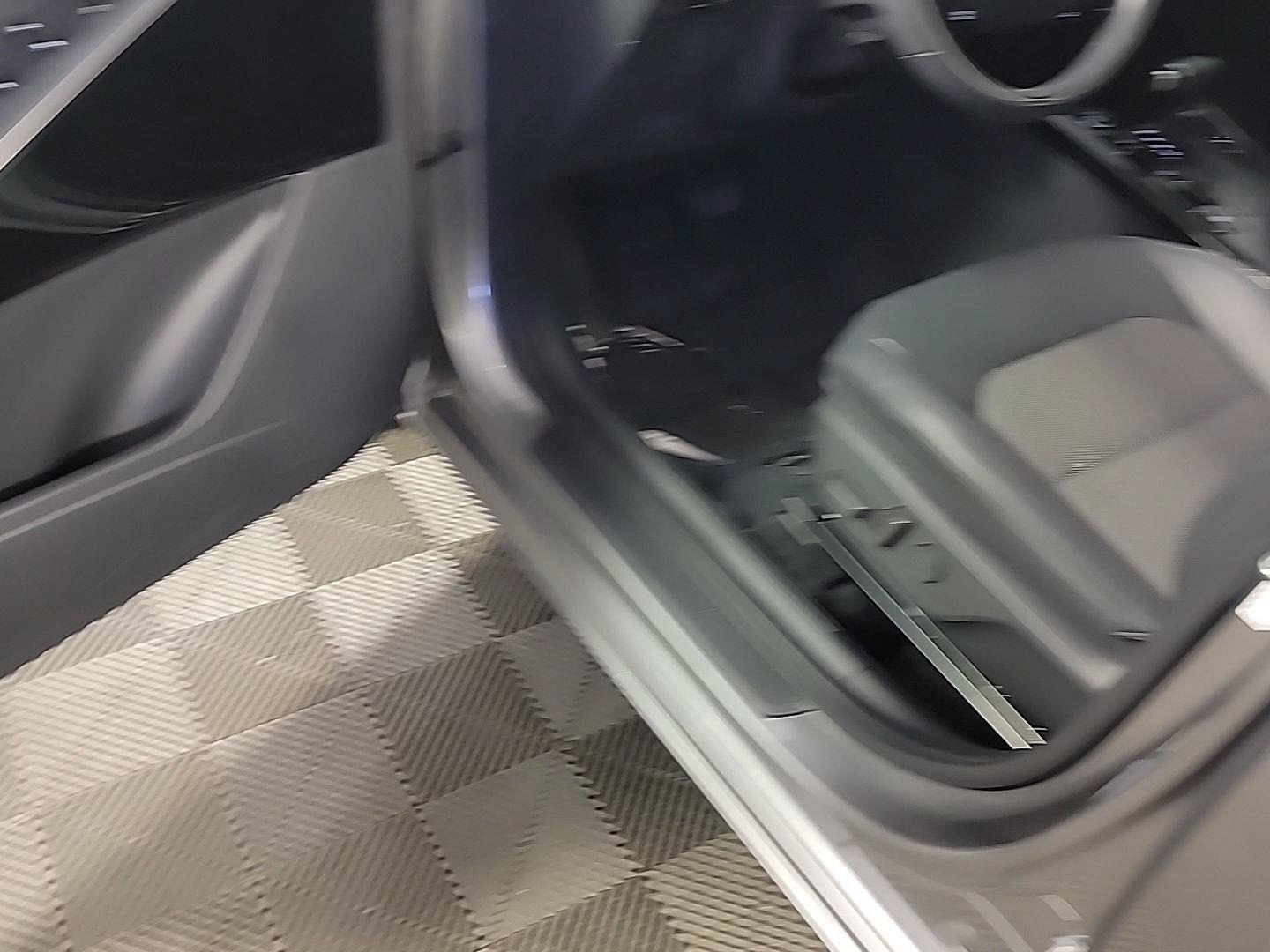 Certified 2024 Kia Niro EX FWD image 14
