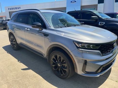 Used 2021 Kia Sorento EX AWD/4WD image 4