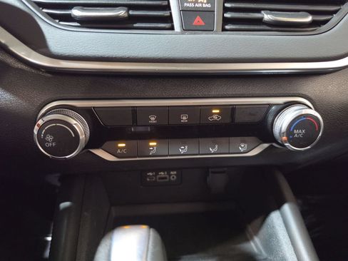 Used 2021 Nissan Altima 2.5 SR FWD image 16