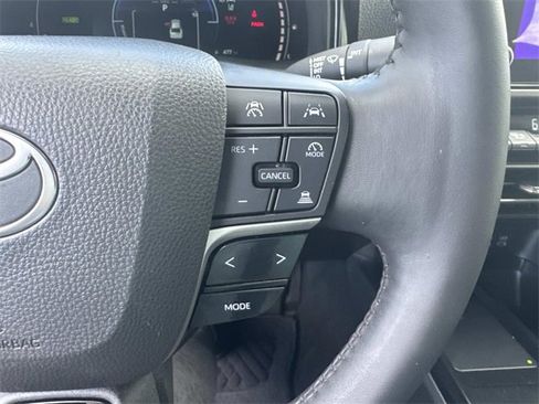 Used 2025 Toyota Camry LE image 25