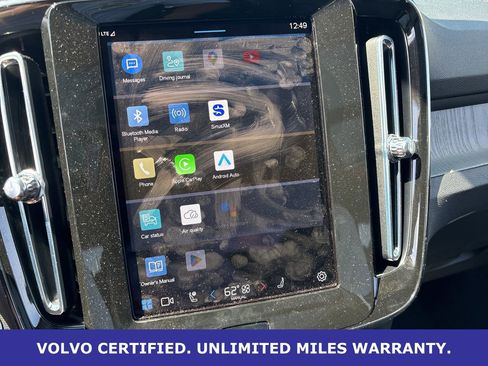 Certified 2025 Volvo XC40 B5 Plus image 19