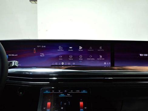 Used 2026 Cadillac Escalade Platinum Sport w/ LPO, ONYX Package AWD/4WD image 38