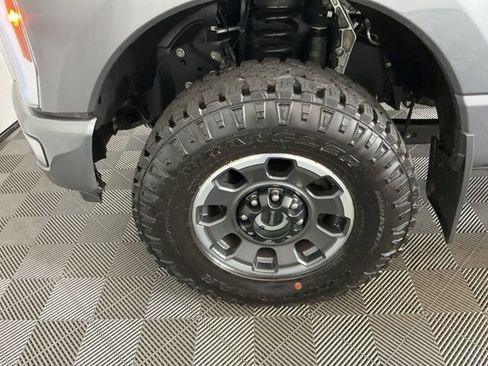 Used 2024 Ford F350 Platinum w/ Tremor Off-Road Package AWD/4WD image 35