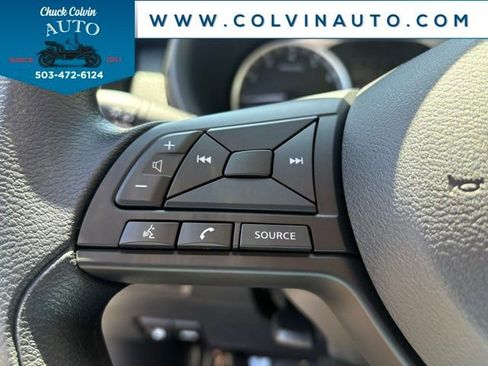 New 2025 Nissan Kicks Play S image 33