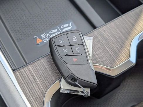 New 2026 GMC Acadia Denali w/ Super Cruise Package image 23