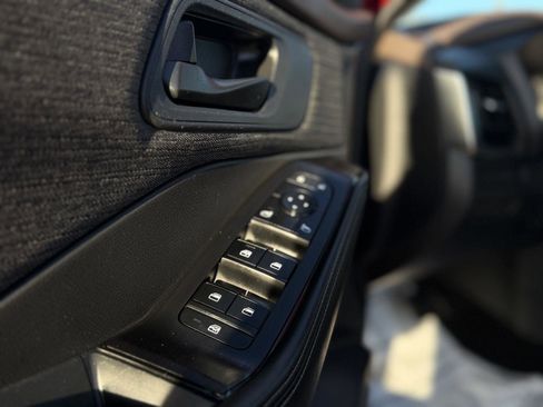 Used 2021 Nissan Rogue S image 27