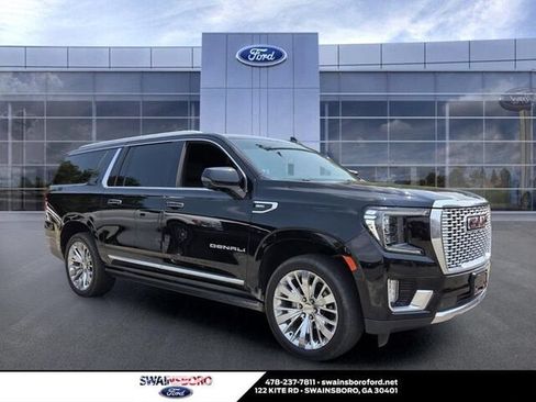 Used 2022 GMC Yukon XL Denali AWD/4WD image 1