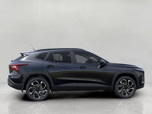 New 2026 Chevrolet Trax RS w/ Driver Confidence Package FWD image 5