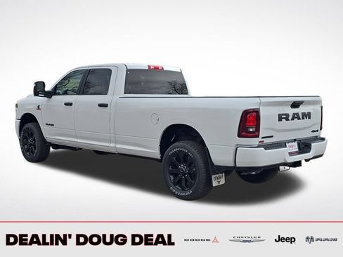 New 2026 RAM 3500 Big Horn AWD/4WD image 3