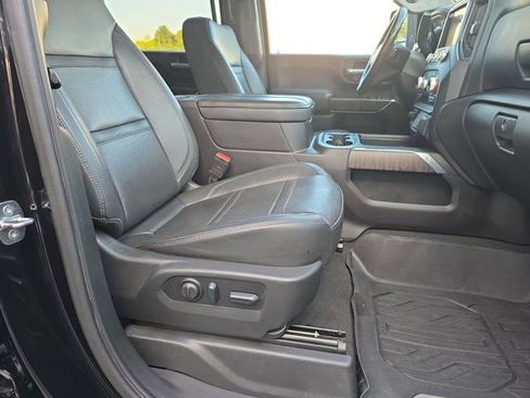 Used 2023 GMC Sierra 2500 Denali w/ Denali Ultimate Package image 10