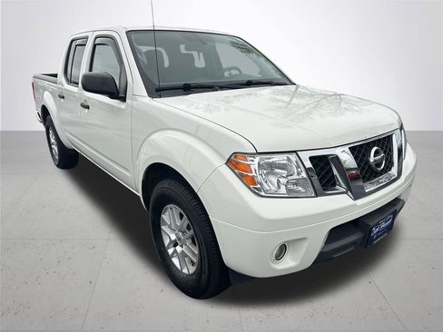 Used 2019 Nissan Frontier SV w/ Value Truck Package image 5