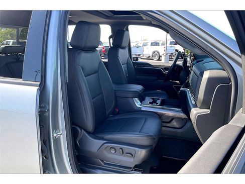 Used 2025 Chevrolet Silverado 3500 LTZ w/ Trail Boss Package AWD/4WD image 8