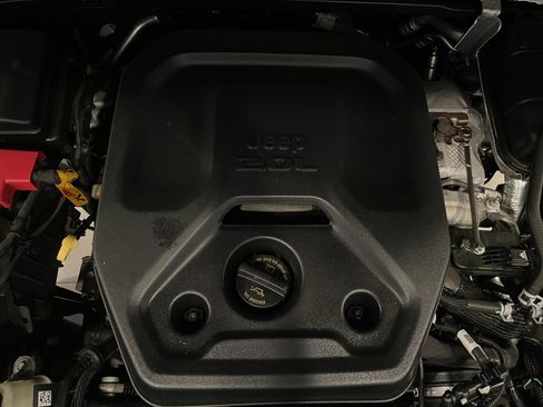 Used 2023 Jeep Wrangler Unlimited AWD/4WD image 26
