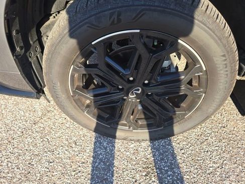 Used 2026 INFINITI QX80 4WD w/ Sport Exterior Package image 7