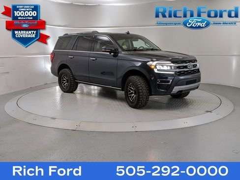 Used 2024 Ford Expedition Limited image 1