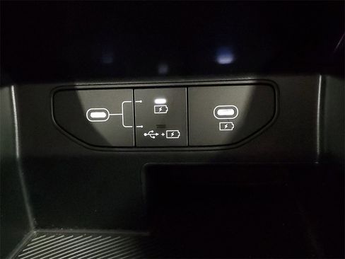 Used 2024 Kia Sorento LX image 21