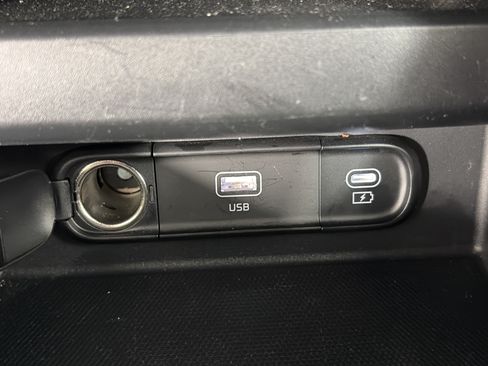Certified 2025 Kia Seltos S AWD/4WD image 27