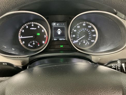 Used 2017 Hyundai Santa Fe Sport AWD/4WD image 10