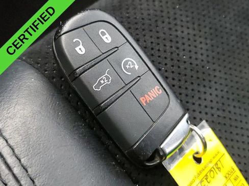 Used 2018 Jeep Grand Cherokee Altitude image 43