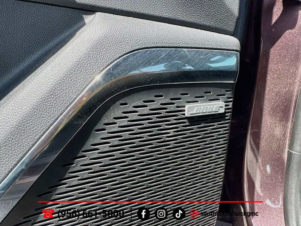 Used 2026 GMC Acadia Elevation w/ Black Edition FWD image 11