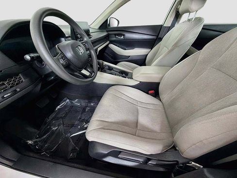 Used 2025 Honda Accord LX image 19