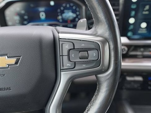 Used 2022 Chevrolet Silverado 1500 LTZ AWD/4WD image 36