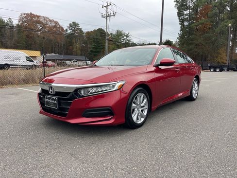 Used 2020 Honda Accord LX image 2