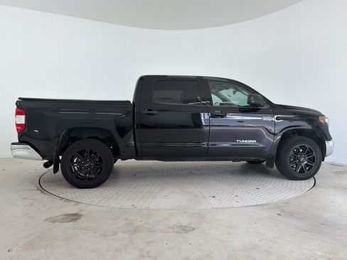 Used 2020 Toyota Tundra SR5 AWD/4WD image 8