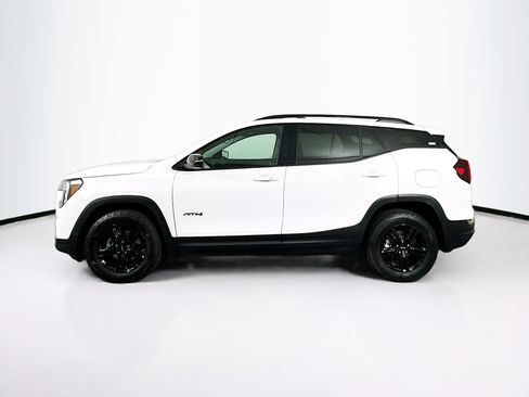 Used 2024 GMC Terrain AT4 AWD/4WD image 4